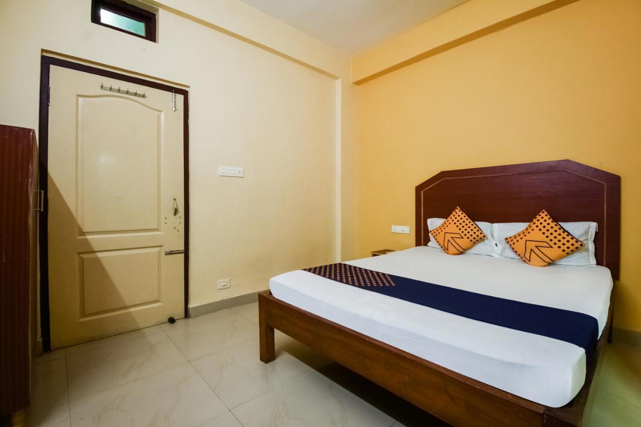 Spot On 74793 Hotel Sai Sudha Puri Exterior photo